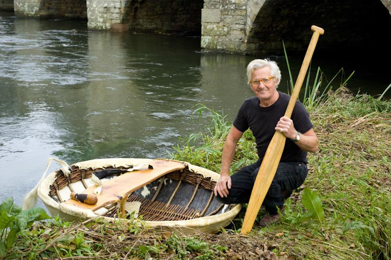 Peter Faulkner with a Teme coracle