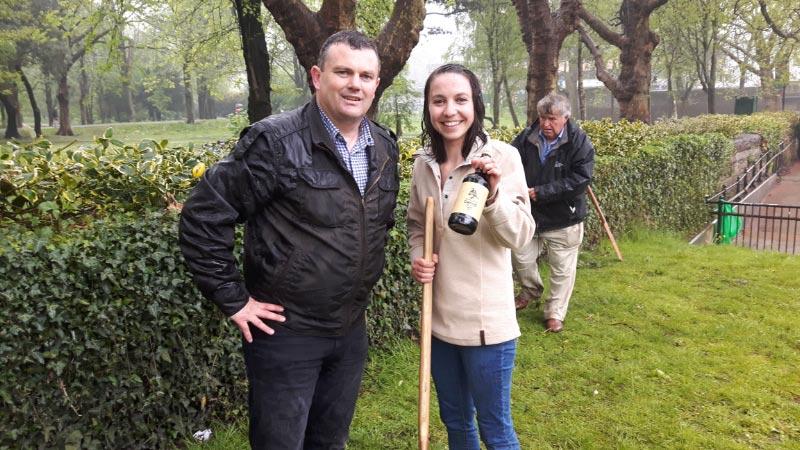 Dylan Jones presents Meinir Gwilym with a bottle of our anniversary ale, 'Cwrwgl'