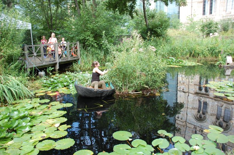 Coracle in use at NHM London